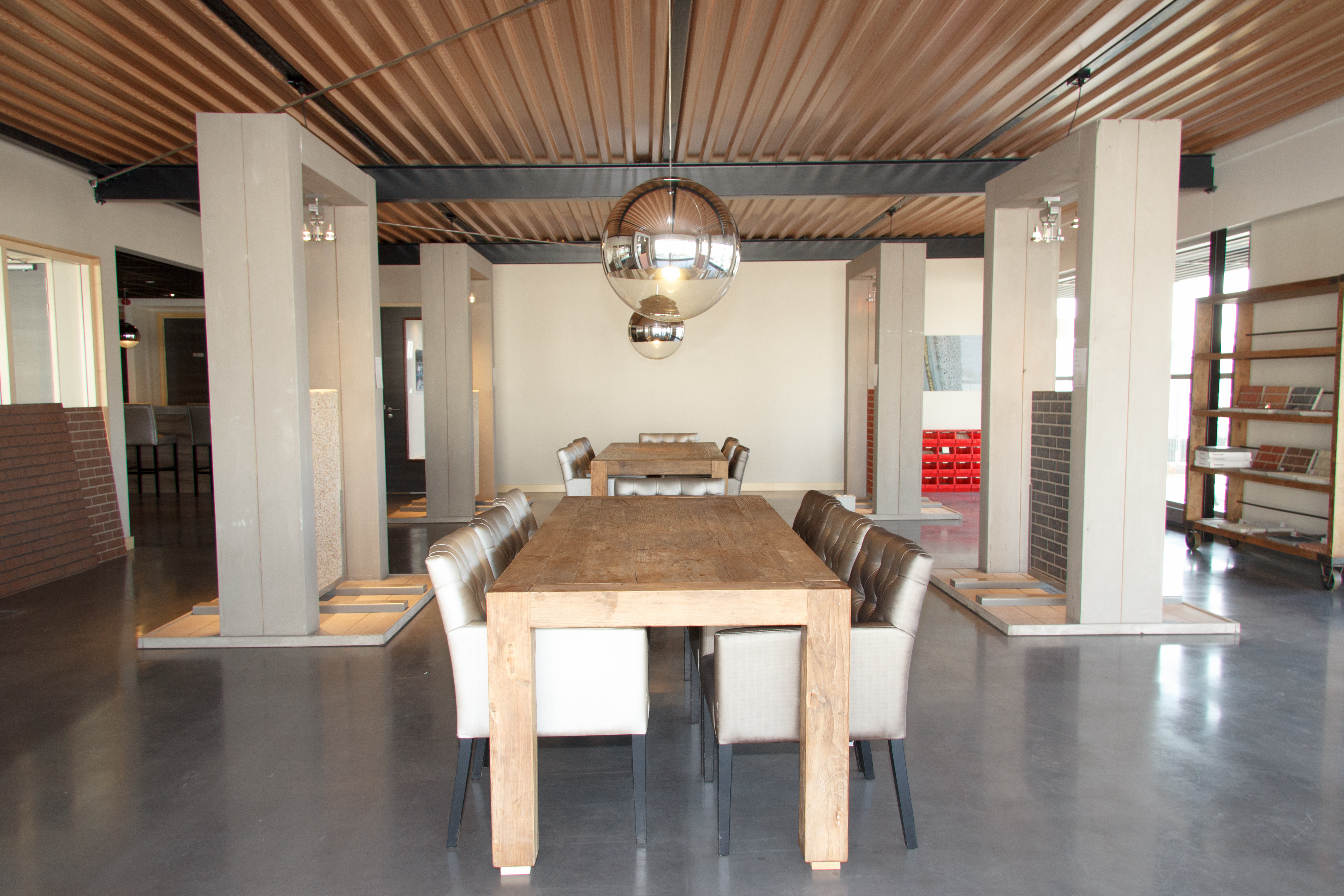 Inrichting kantoor en kantine